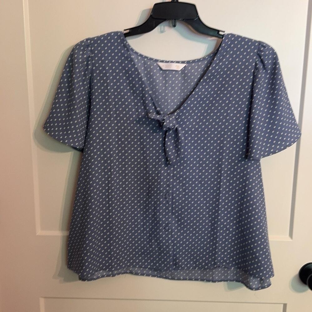 LC Lauren Conrad Blouse Womens Petite PXXL Blue Polka Dot Tie Neck Short Sleeve